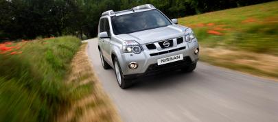 Nissan X-Trail (2011) - picture 4 of 10