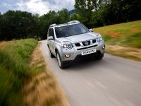 Nissan X-Trail (2011) - picture 4 of 10