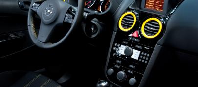 Opel Corsa (2011) - picture 4 of 43