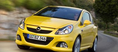 Opel Corsa (2011) - picture 15 of 43