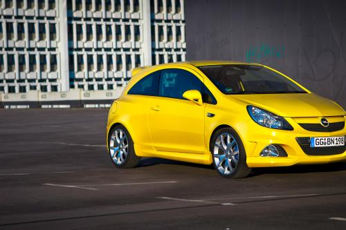 Opel Corsa (2011) - picture 24 of 43
