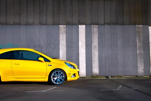 Opel Corsa (2011) - picture 25 of 43