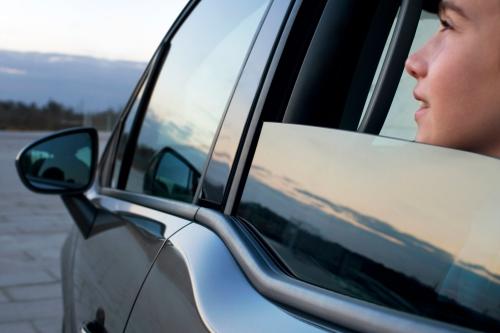 Opel Meriva (2011) - picture 9 of 11