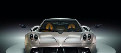 Pagani Huayra (2011) - picture 4 of 40