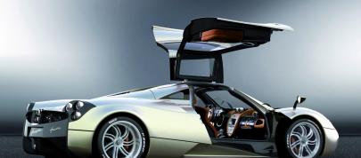 Pagani Huayra (2011) - picture 20 of 40