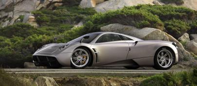 Pagani Huayra (2011) - picture 31 of 40