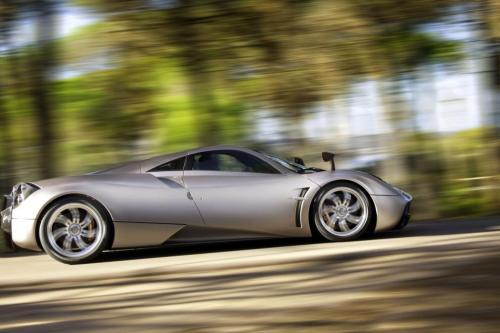 Pagani Huayra (2011) - picture 24 of 40
