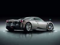 Pagani Huayra (2011) - picture 1 of 40