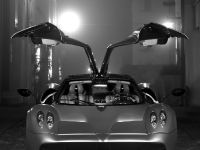 Pagani Huayra (2011) - picture 5 of 40