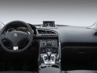 Peugeot 3008 HYbrid4 (2011) - picture 10 of 11