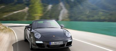 Porsche 911 Black Edition (2011) - picture 7 of 10