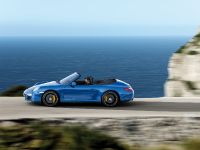 Porsche 911 Carrera 4 GTS Cabriolet (2011) - picture 4 of 8