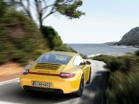 Porsche 911 Carrera 4 GTS Coupe (2011) - picture 3 of 6