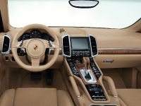 Porsche Cayenne (2011) - picture 4 of 8