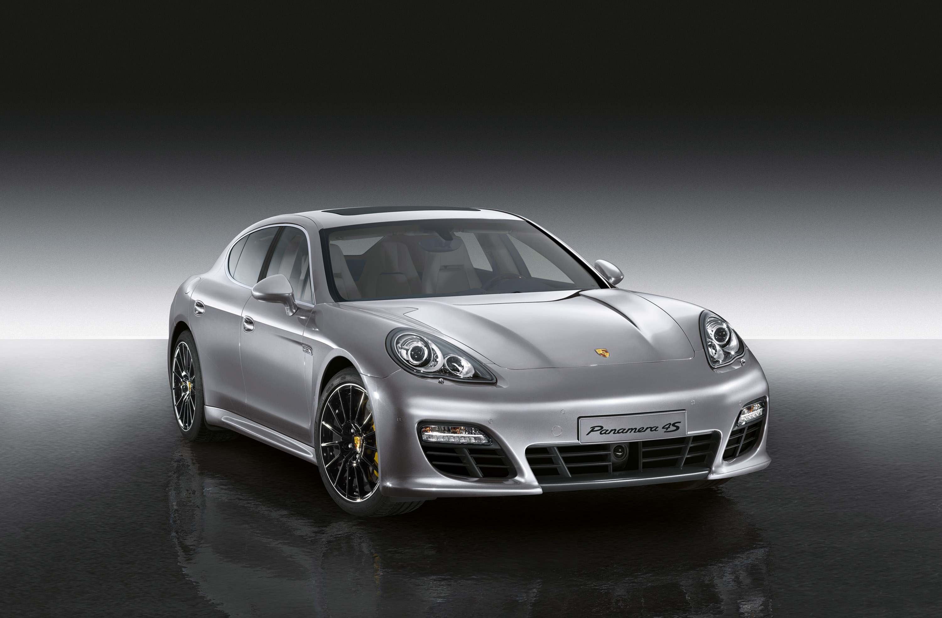 Porsche Panamera 4S Sport Design