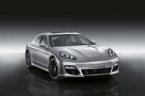 Porsche Panamera 4S Sport Design (2011) - picture 1 of 3