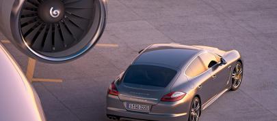 Porsche Panamera Turbo S (2011) - picture 4 of 6