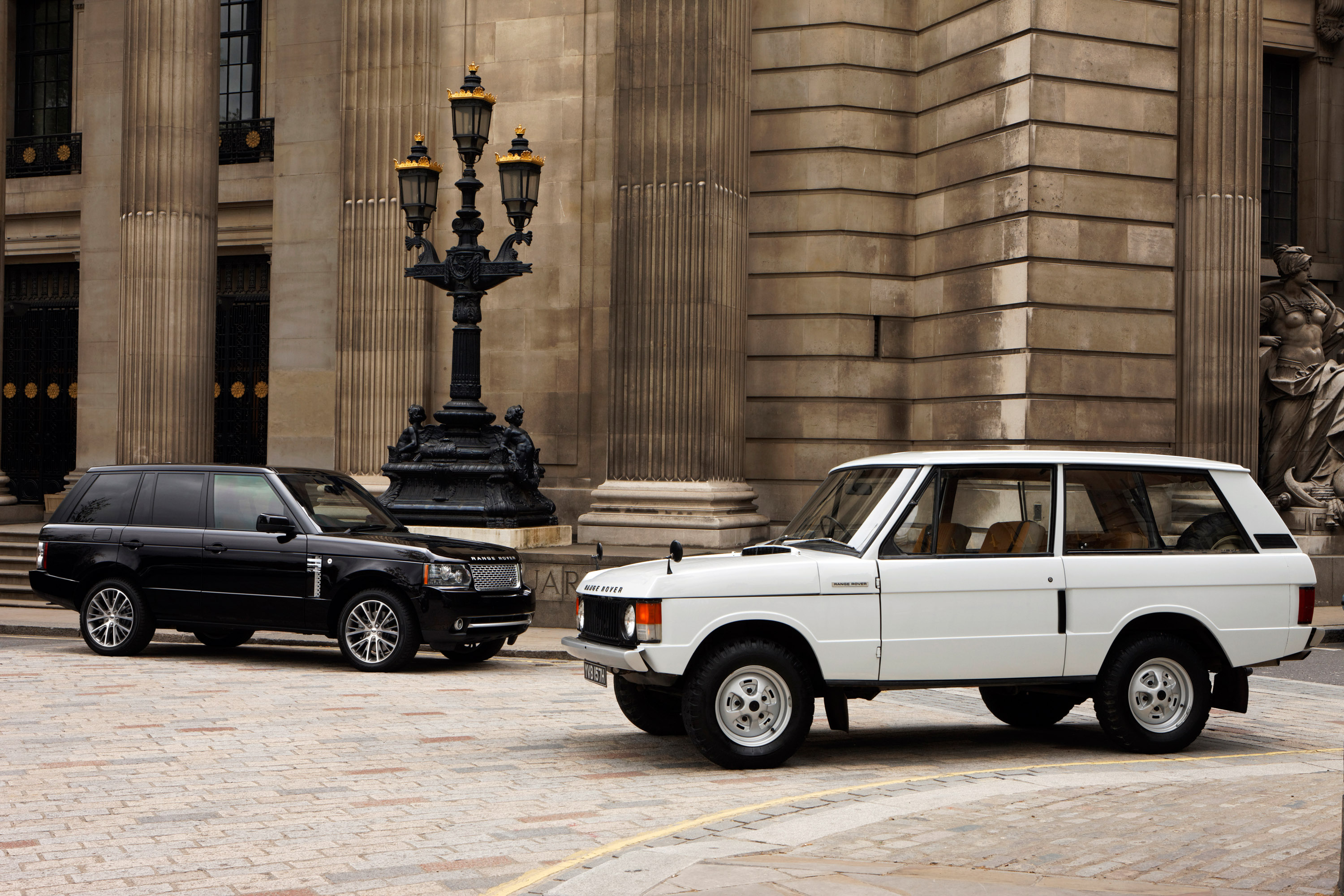 Range Rover Autobiography Black 40th Anniversary Limited Edition