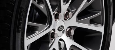 Range Rover Autobiography Black 40th Anniversary Limited Edition (2011) - picture 4 of 22