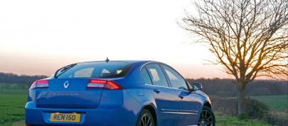 Renault Laguna Hatch GT Line (2011) - picture 23 of 25