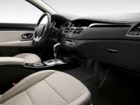 Renault Laguna (2011) - picture 2 of 4