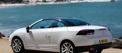 Renault Megane Coupe-Cabriolet (2011) - picture 12 of 15