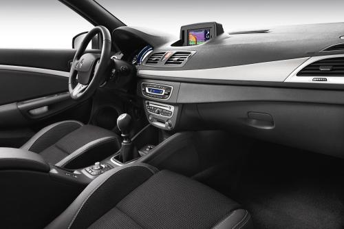 Renault Megane Coupe-Cabriolet (2011) - picture 9 of 15