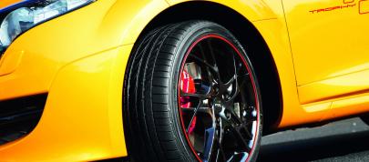 Renault Megane Renaultsport 265 Trophy (2011) - picture 4 of 8