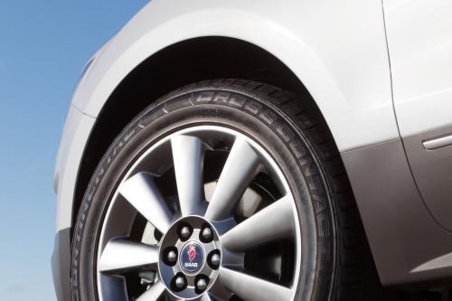 Saab 9-4X (2011) - picture 9 of 25