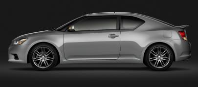 Scion tC (2011) - picture 4 of 20