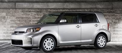 Scion xB (2011) - picture 7 of 36