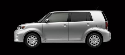 Scion xB (2011) - picture 20 of 36