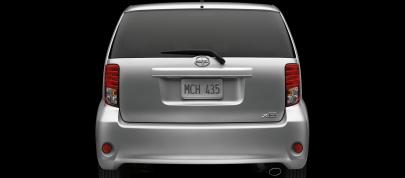 Scion xB (2011) - picture 23 of 36