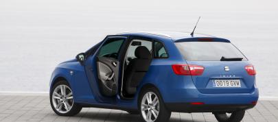 SEAT Ibiza ST (2011) - picture 15 of 76