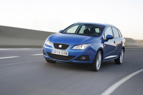 SEAT Ibiza ST (2011) - picture 8 of 76