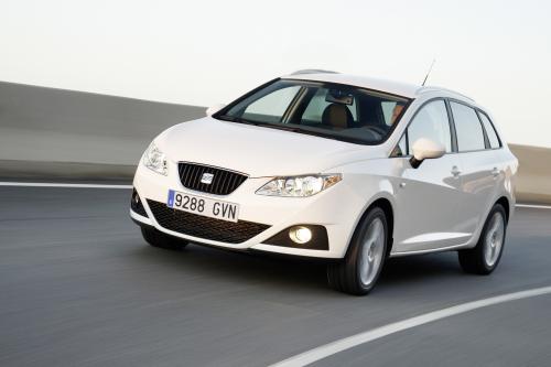 SEAT Ibiza ST (2011) - picture 41 of 76