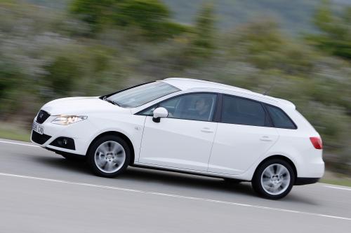 SEAT Ibiza ST (2011) - picture 48 of 76