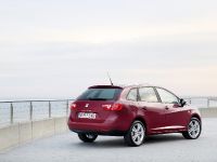 SEAT Ibiza ST (2011) - picture 34 of 76