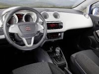 SEAT Ibiza ST (2011) - picture 66 of 76