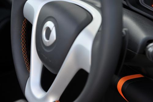 Smart ForTwo NightOrange (2011) - picture 17 of 25