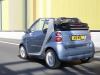 SMART ForTwo (2011) - picture 2 of 5