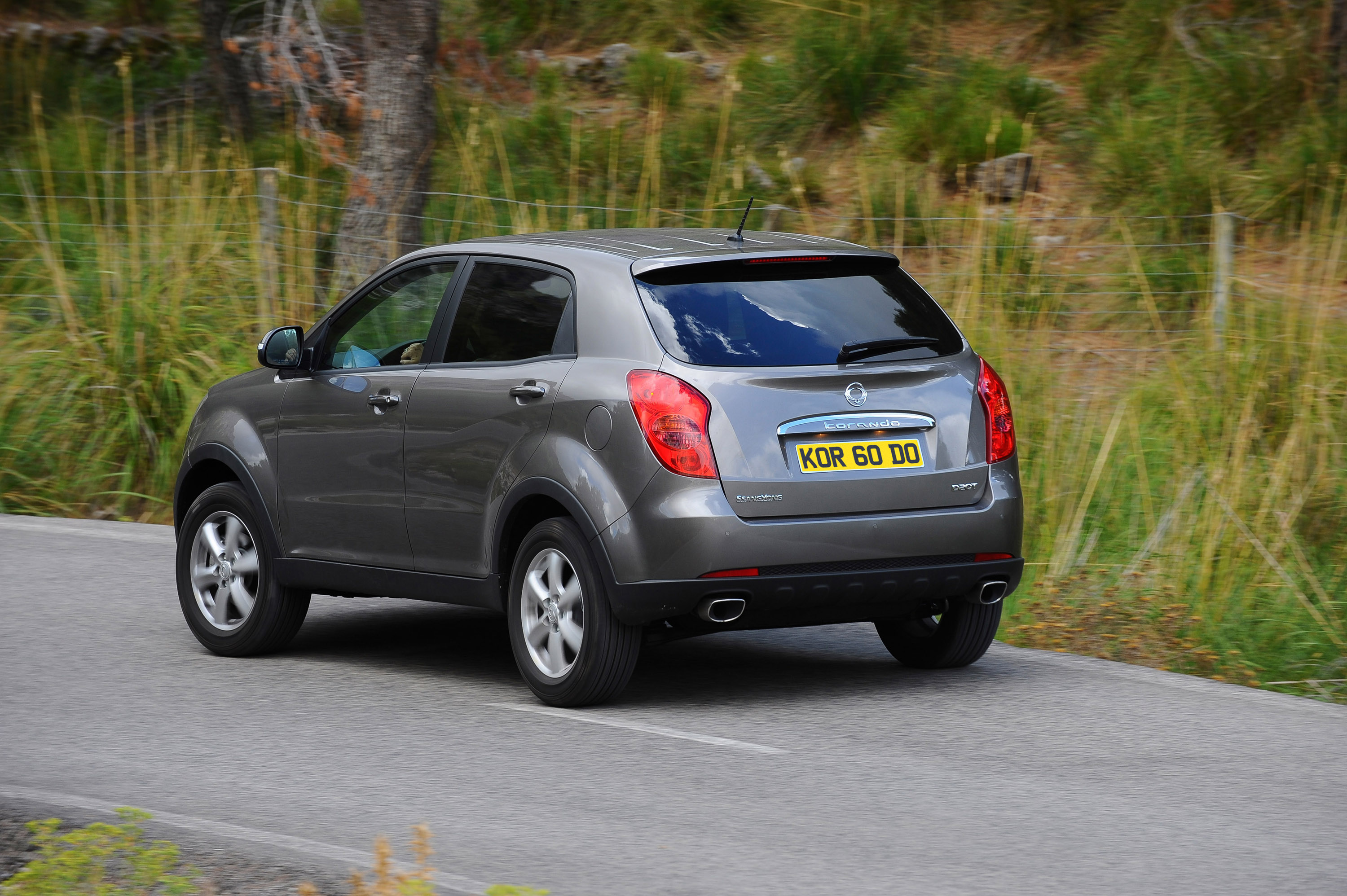 Ssangyong new actyon 2011