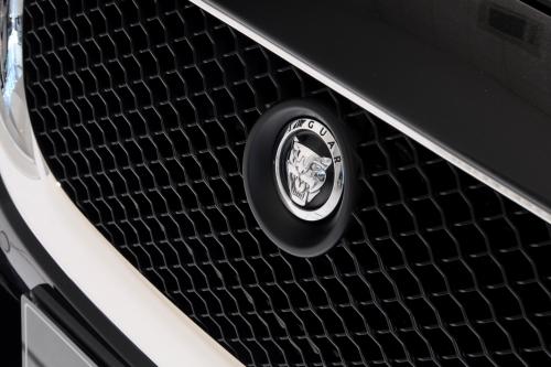 STARTECH Jaguar XJ (2011) - picture 25 of 30
