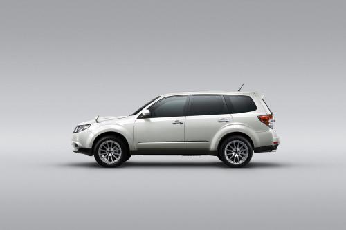 Subaru Forester tS (2011) - picture 8 of 31