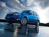Subaru Forester tS (2011) - picture 1 of 31