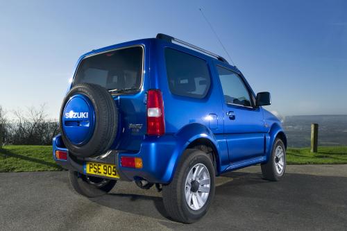 Suzuki Jimny SZ4 (2011) - picture 9 of 15