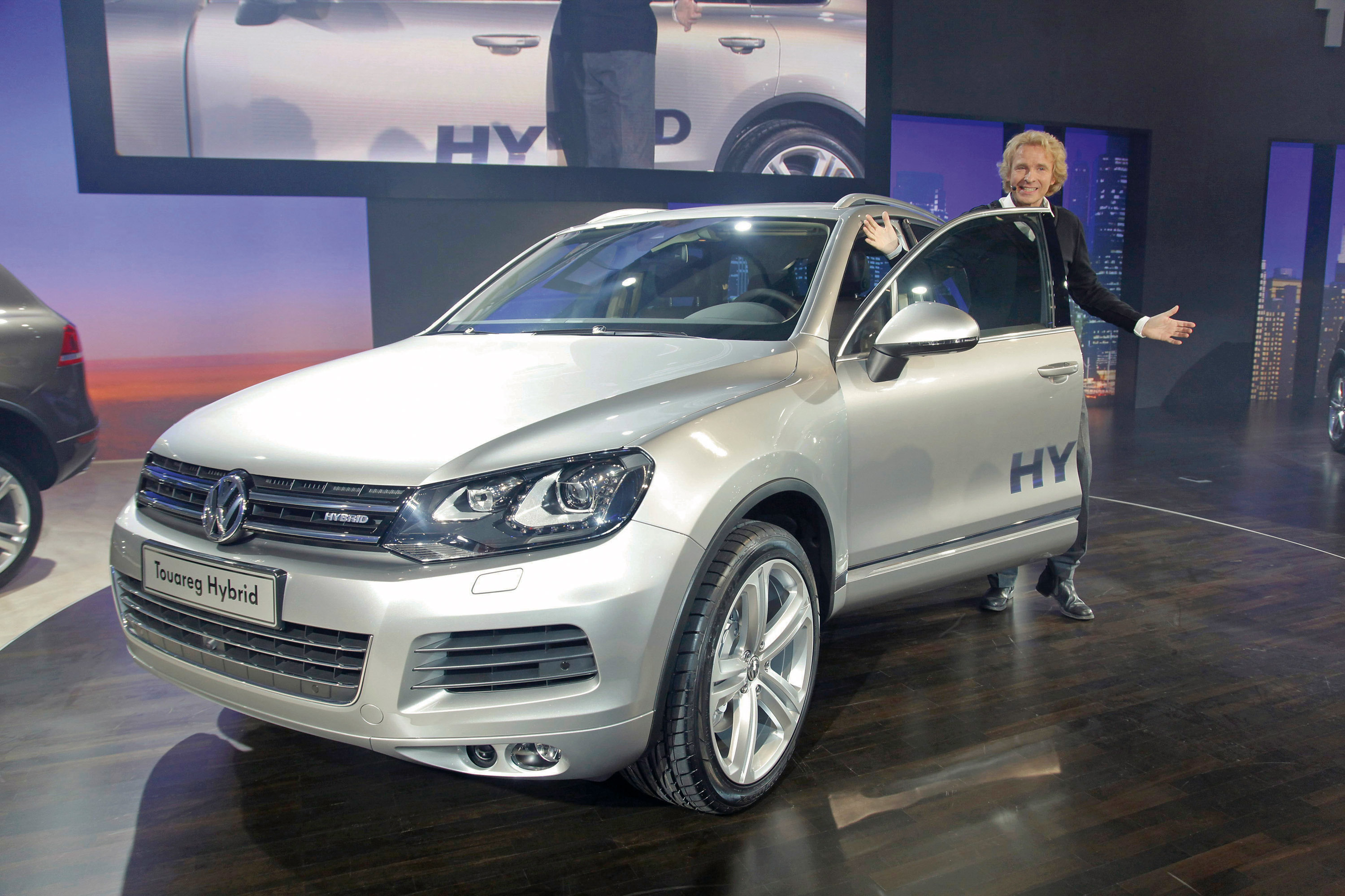 2011 Volkswagen Touareg Hybrid at Touareg Late Night Show