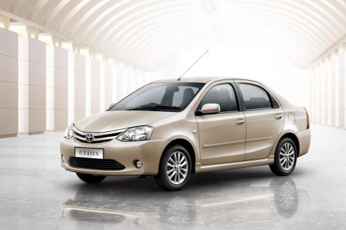 Toyota Etios (2011) - picture 1 of 3