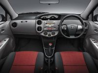 Toyota Etios (2011) - picture 3 of 3