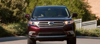 Toyota Highlander (2011) - picture 12 of 48